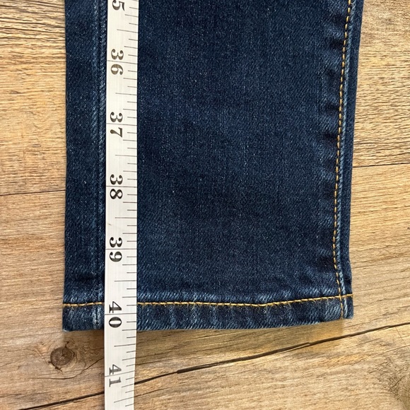 Levi’s Strauss 721 dark wash high rise skinny busted knee jeans - Picture 9 of 15